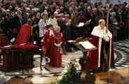 Queen Elizabeth II led by Pearl Sword of the City of London